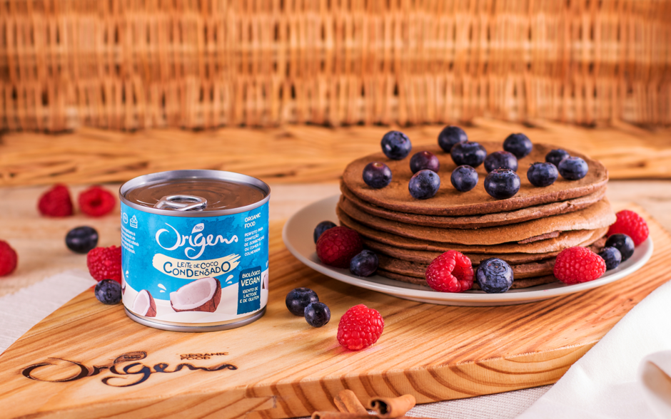 Panquecas com Leite de Coco Condensado
