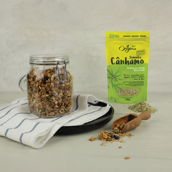 596-granola-aromatica-com-sementes-de-canhamo-site-square