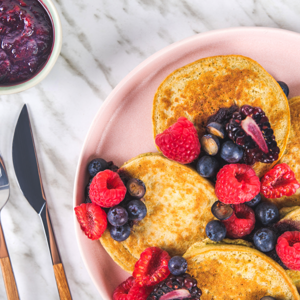 Panquecas de arroz, amêndoa e matcha superior