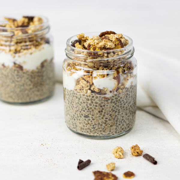 Pudim de Chia com Granola squared