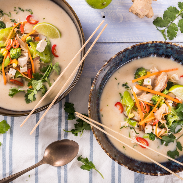 Sopa tailandesa de coco